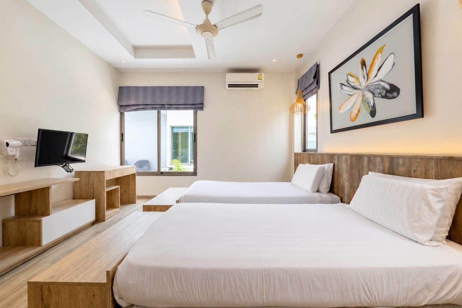 4-Bedroom Villa for Rent in Bang Tao, Phuket — interior view