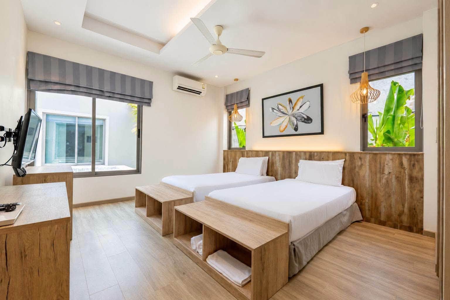 4-Bedroom Villa for Rent in Bang Tao, Phuket — interior view