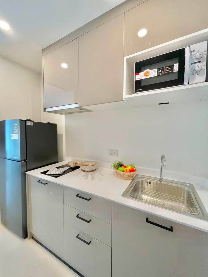 Brand New 1-Bedroom Apartment — Pasak 4, Bang Tao 10