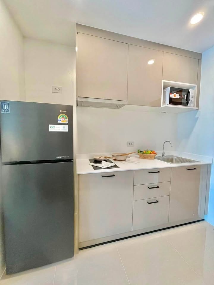 Brand New 1-Bedroom Apartment — Pasak 4, Bang Tao 11