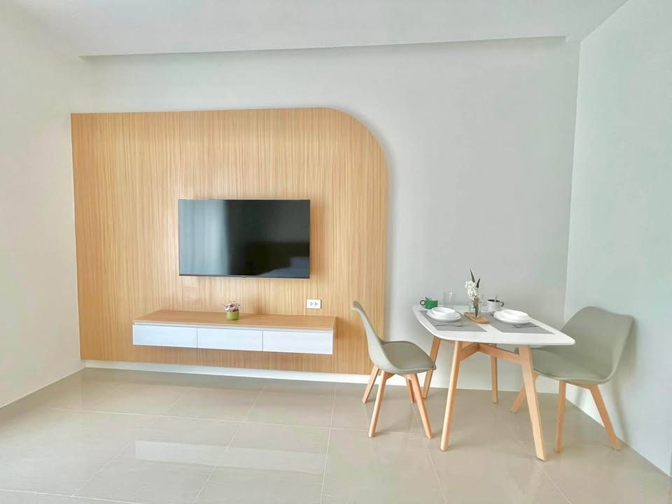Brand New 1-Bedroom Apartment — Pasak 4, Bang Tao 7