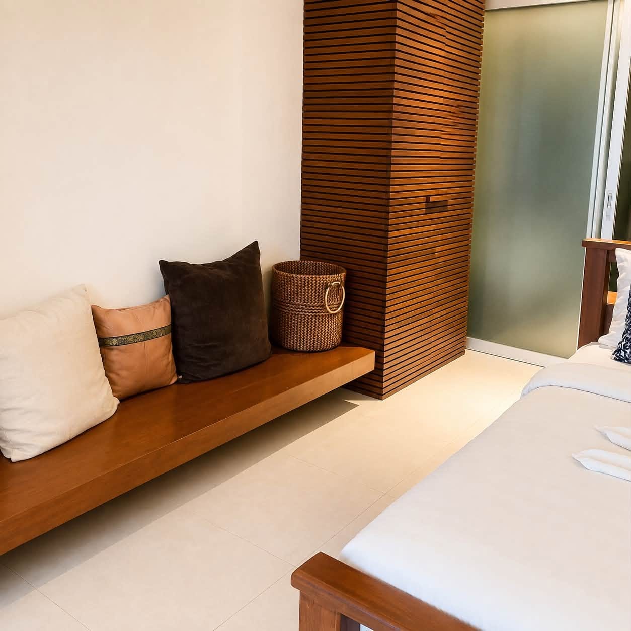 2-Bedroom Apartment near Surin Beach 4