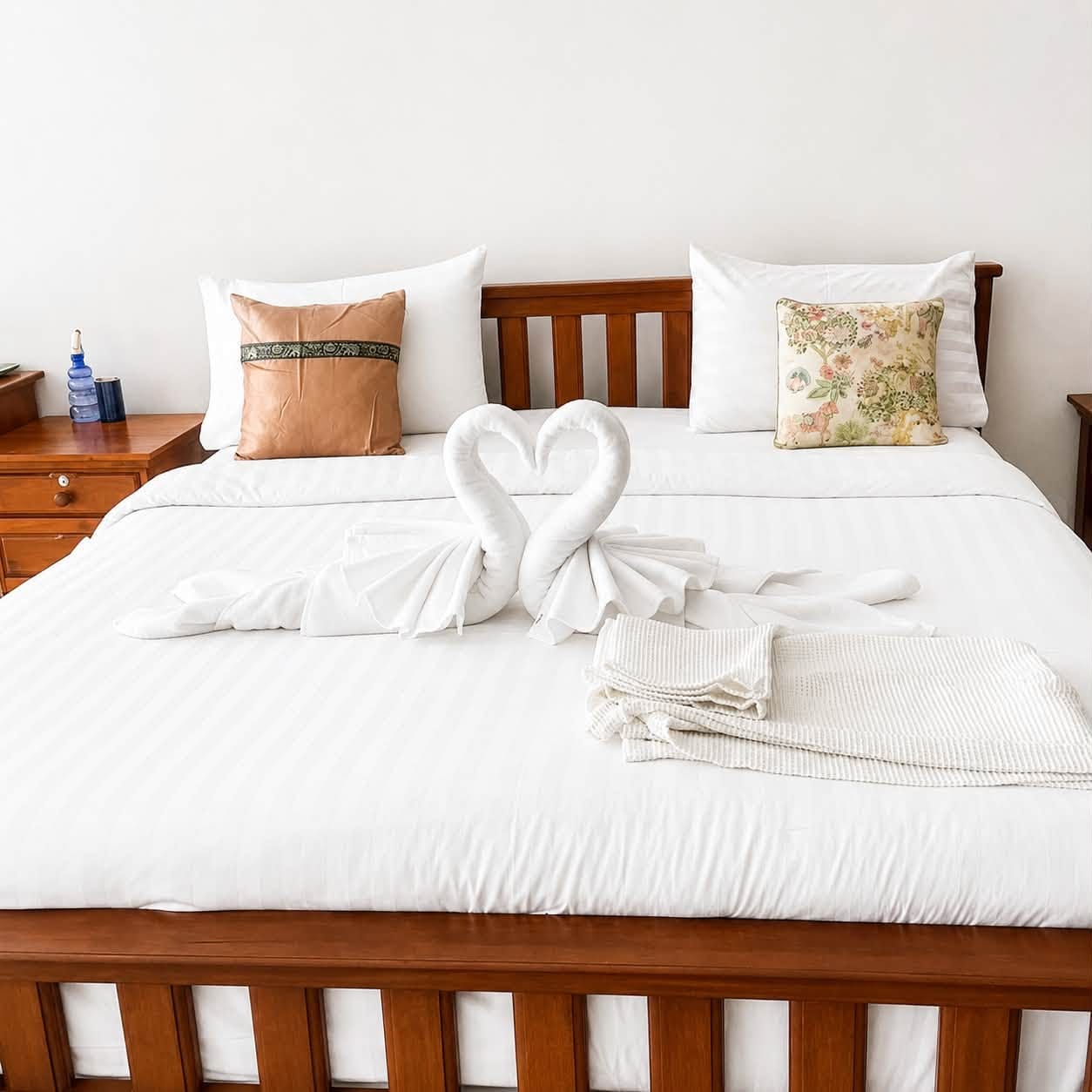 2-Bedroom Apartment near Surin Beach 9
