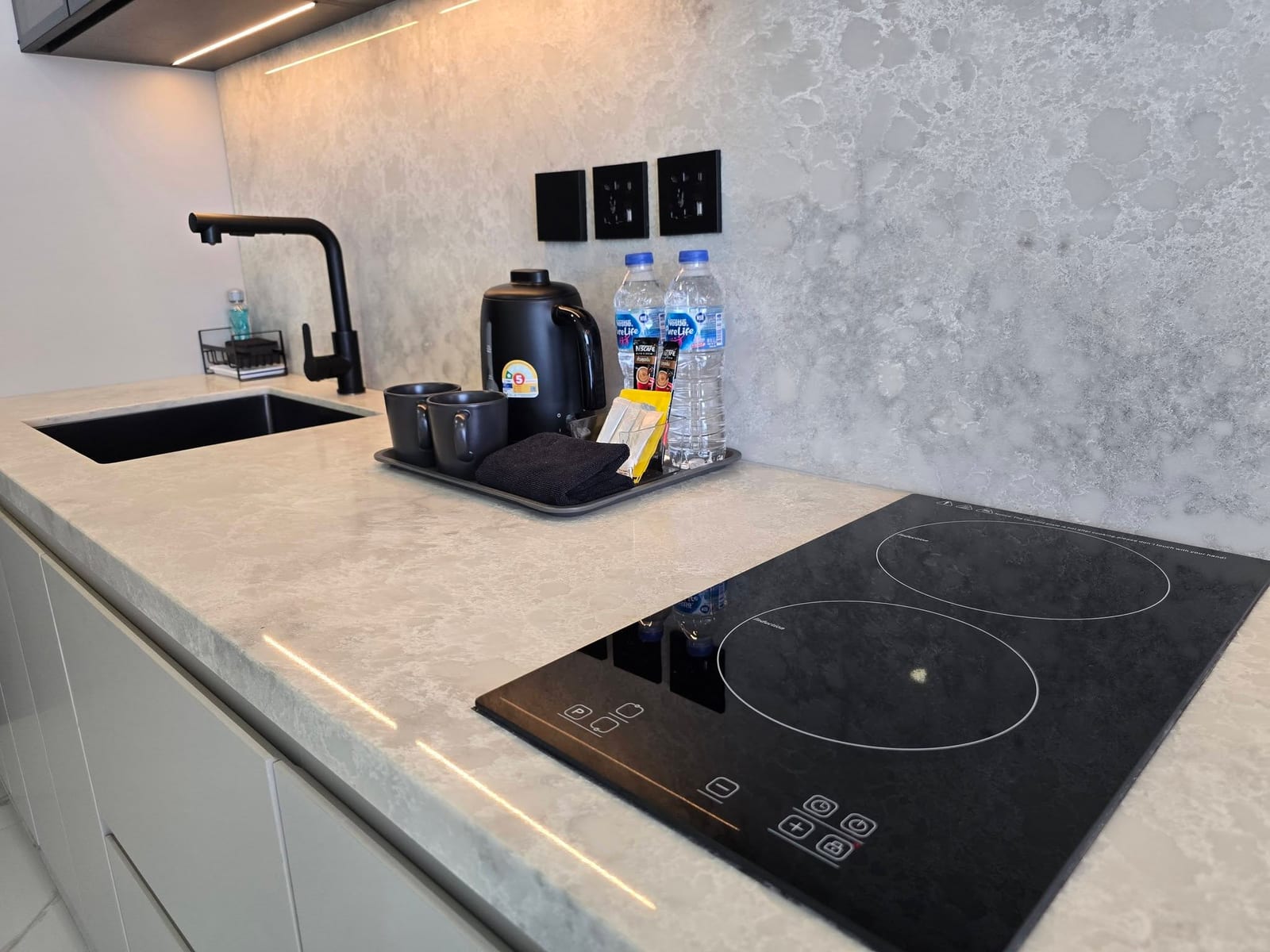 Studio Condominium for Rent in Bang Tao, Phuket — interior view