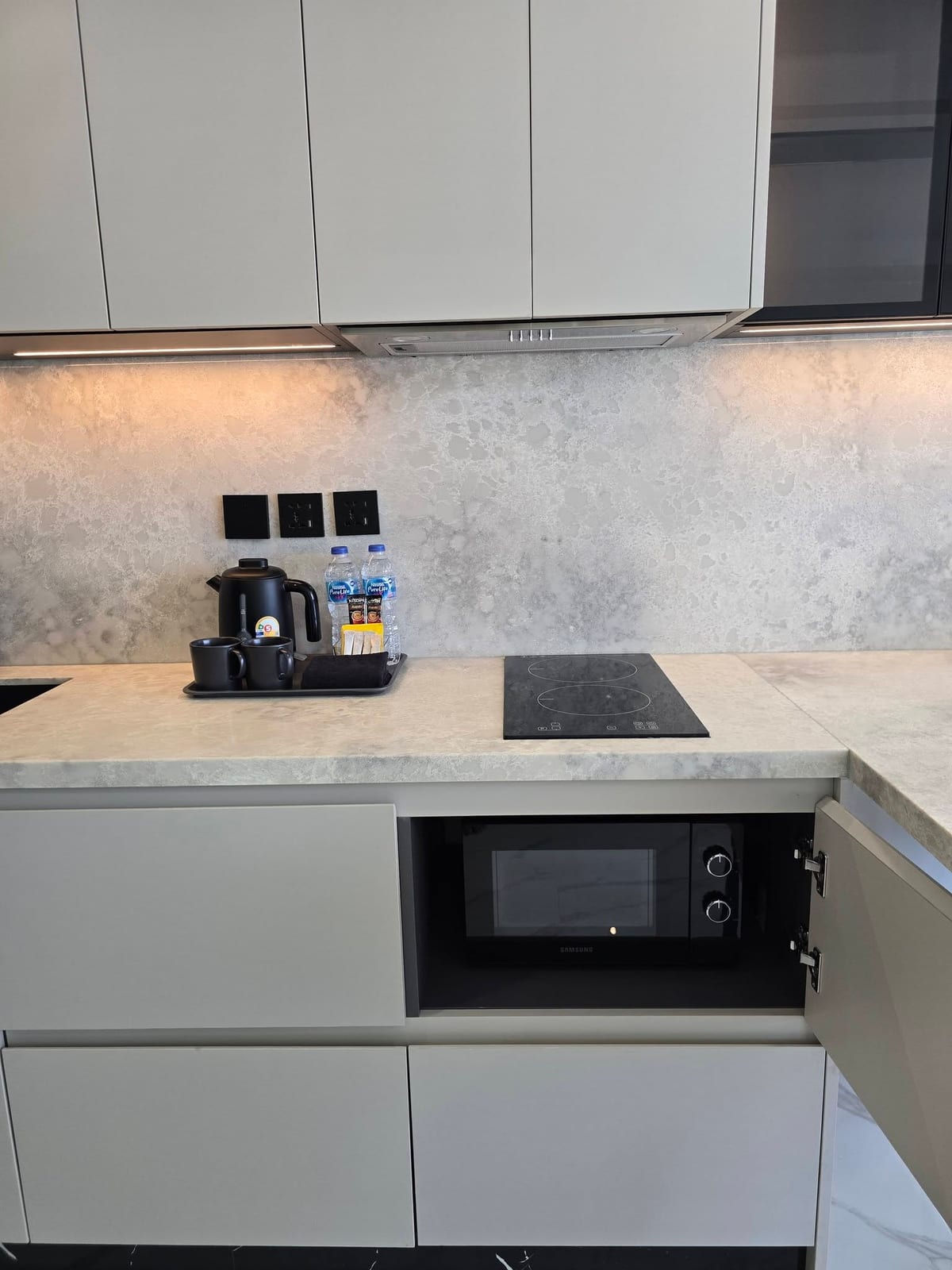 Studio Condominium for Rent in Bang Tao, Phuket — interior view