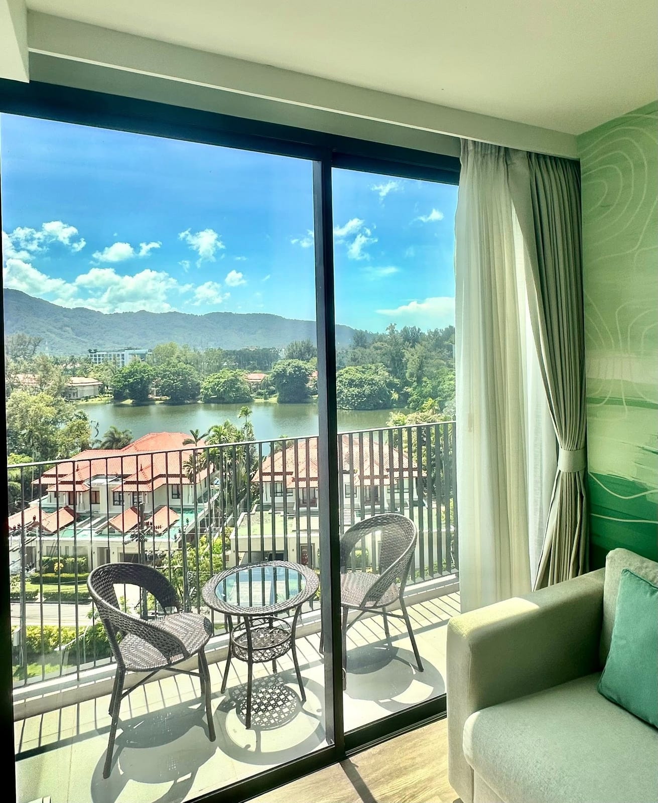 2-Bedroom Apartment with Lagoon View — Skypark Laguna 5