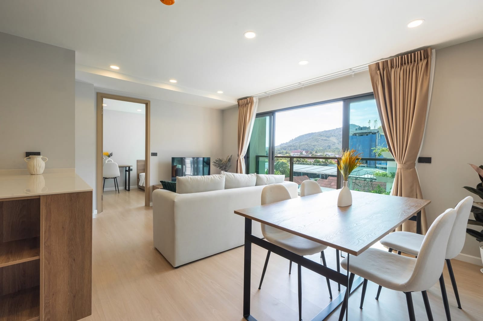 2-Bedroom Apartment with Pool View — Cherng Talay 3