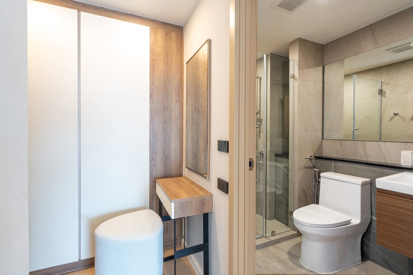 2-Bedroom Apartment with Pool View — Cherng Talay 6