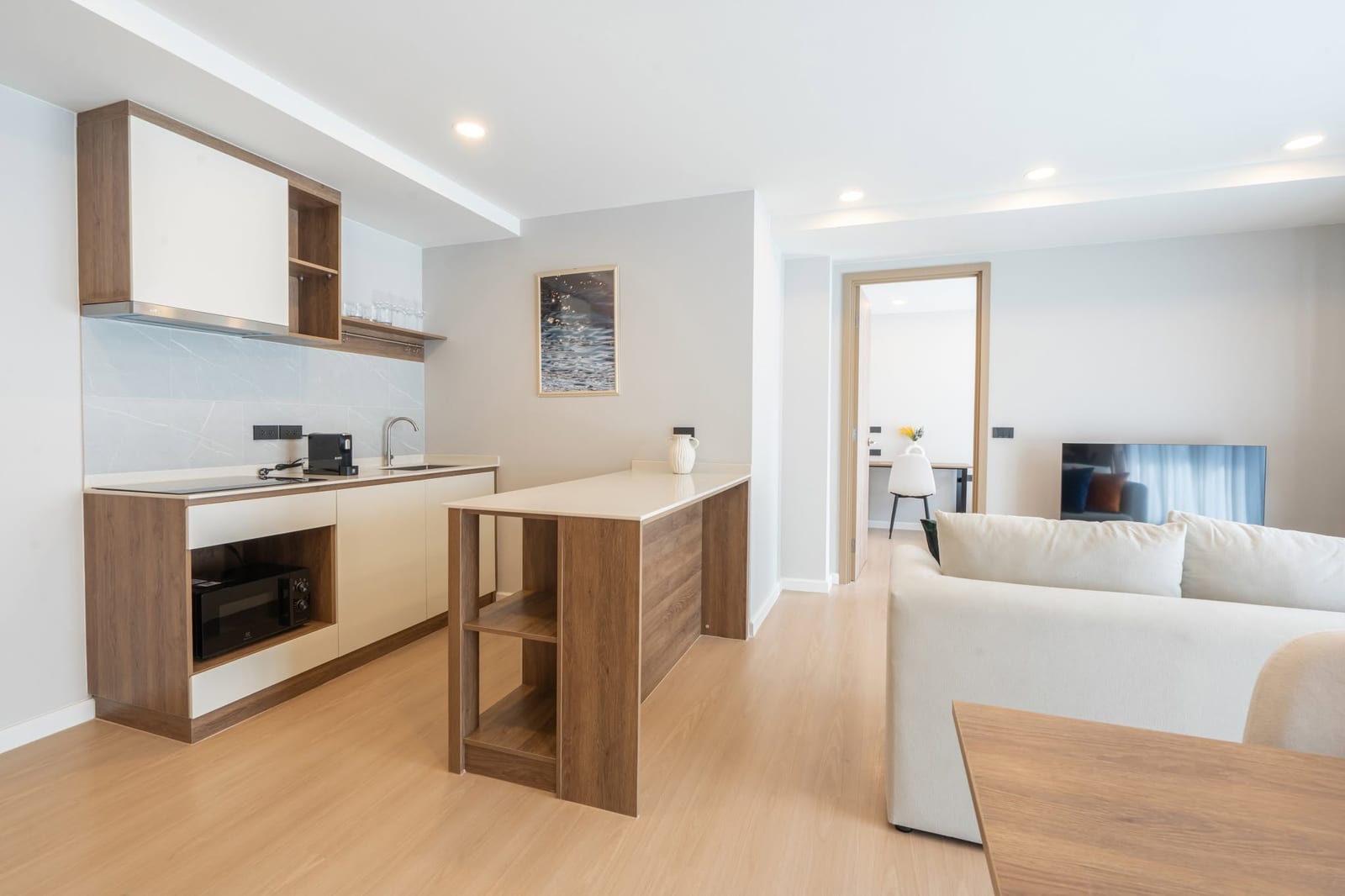2-Bedroom Apartment with Pool View — Cherng Talay 8