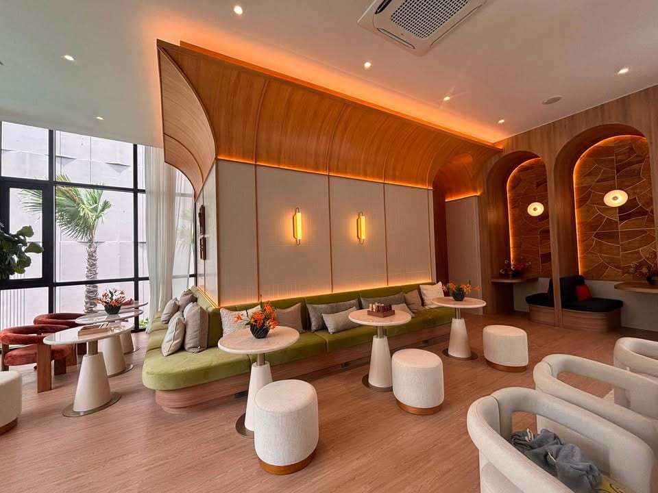 2-Bedroom Apartment with Pool and Mountain View — The Base, Cherng Talay 7