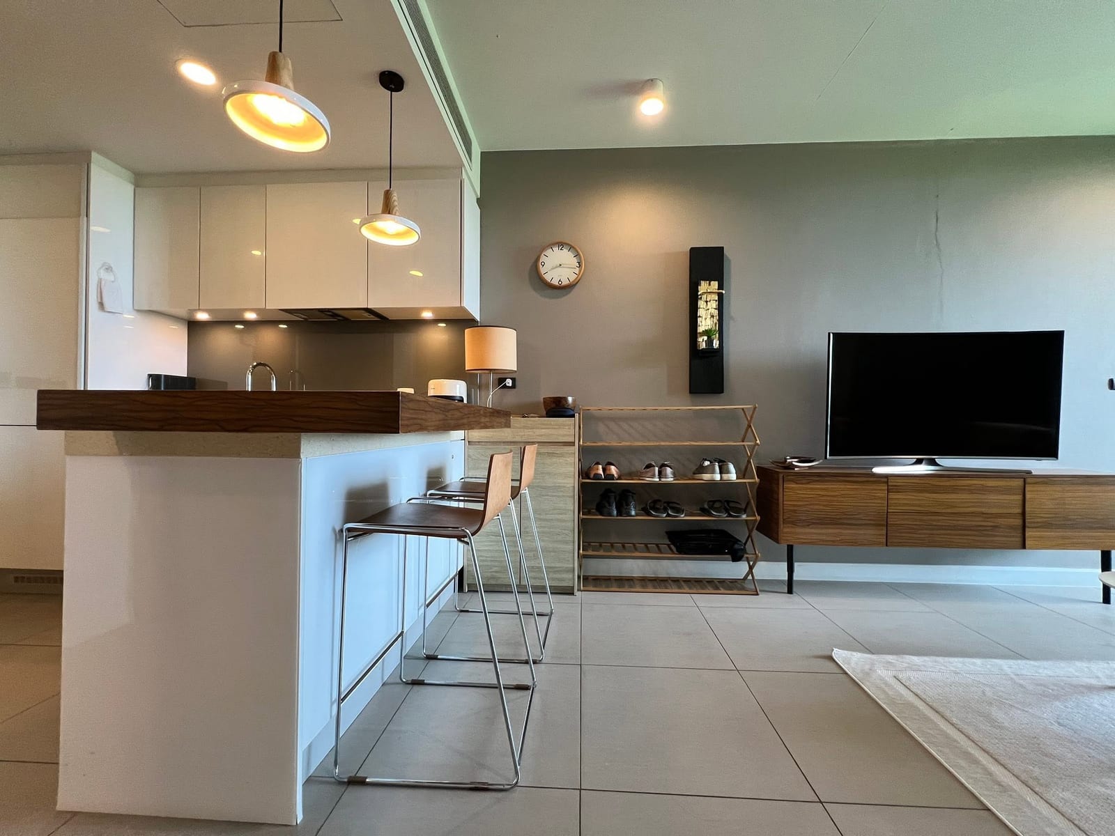 Sea and Lagoon View Apartment — Oceanstone, Laguna 12