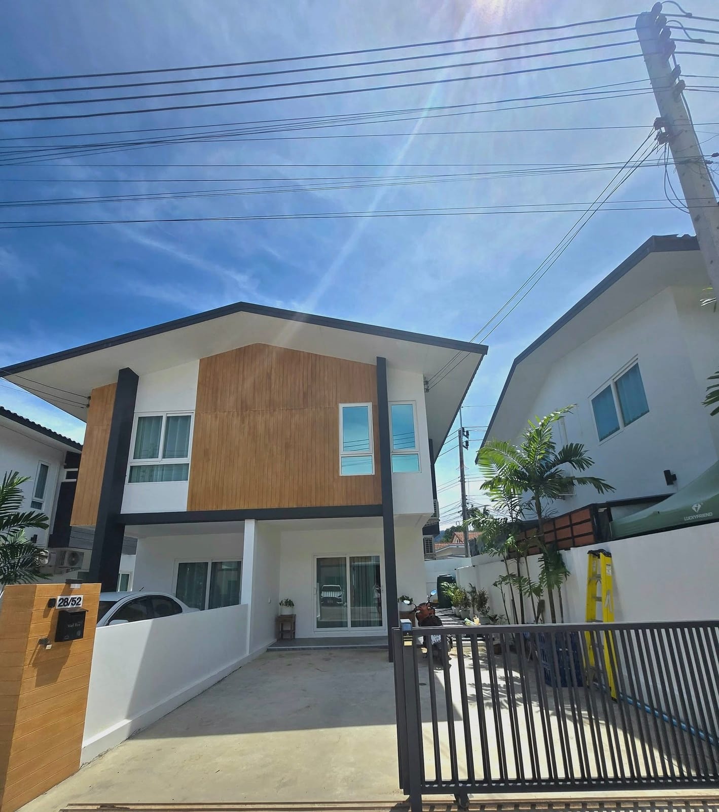 Two-Bedroom House — Smileville X2, Bang Jo