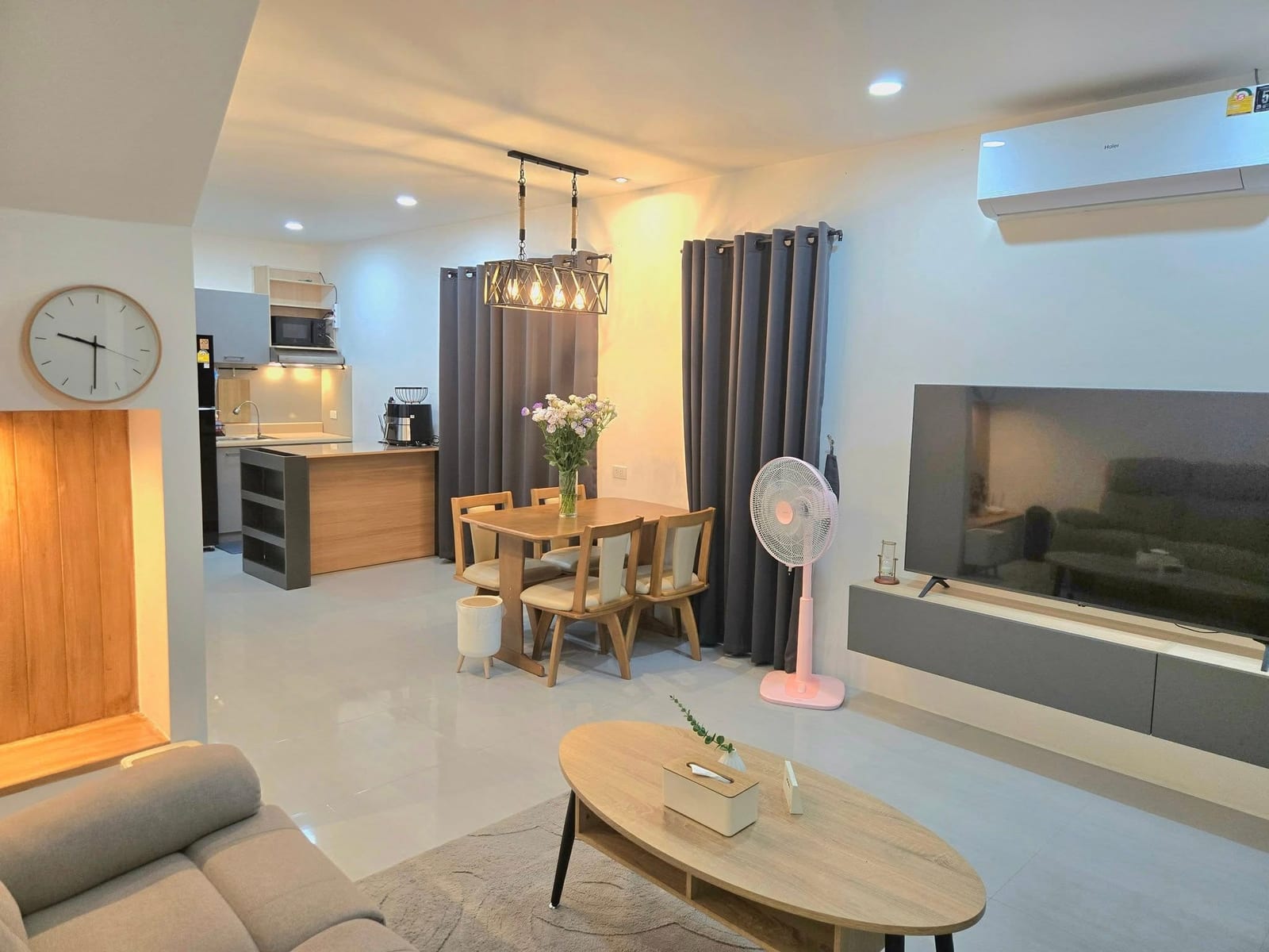 Two-Bedroom House — Smileville X2, Bang Jo 6