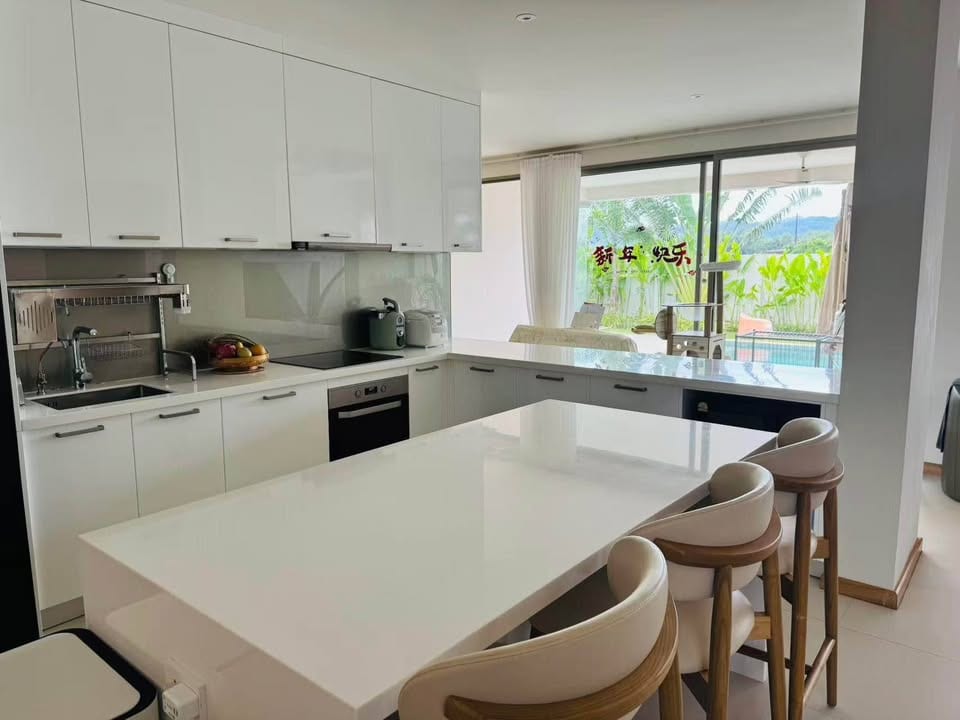 Four-Bedroom Pool Villa with Solar Power — Trichada Breeze, Bang Tao 12