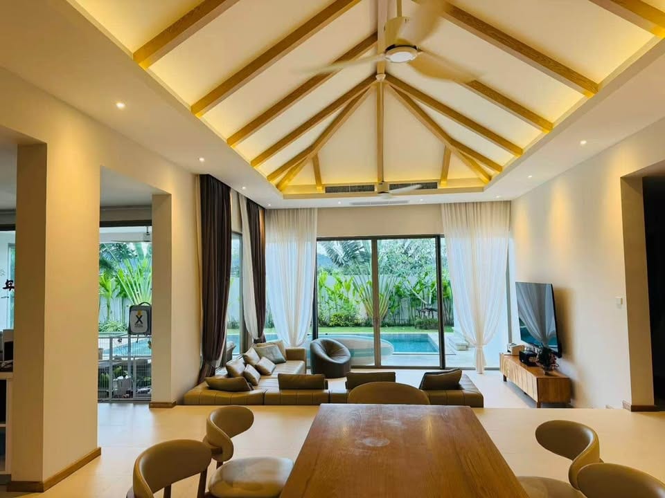 Four-Bedroom Pool Villa with Solar Power — Trichada Breeze, Bang Tao 7