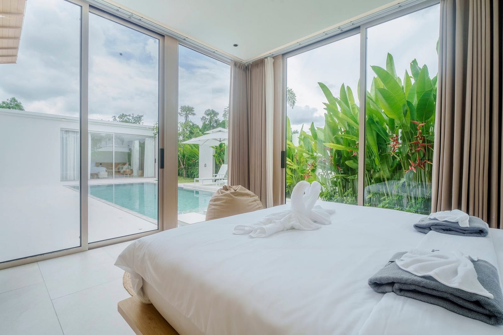 Brand New Bali-Inspired Pool Villa — Cherng Talay 13