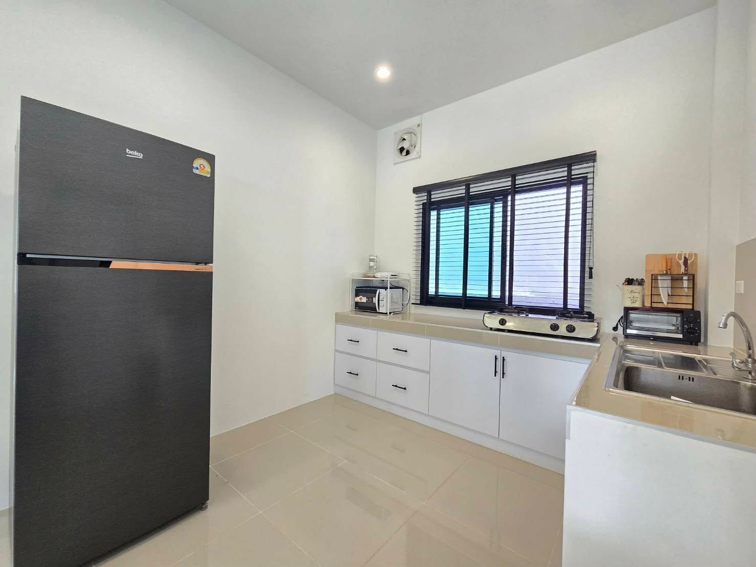 Modern Nordic-Style 3-Bedroom House for Rent in Bang Jo 18