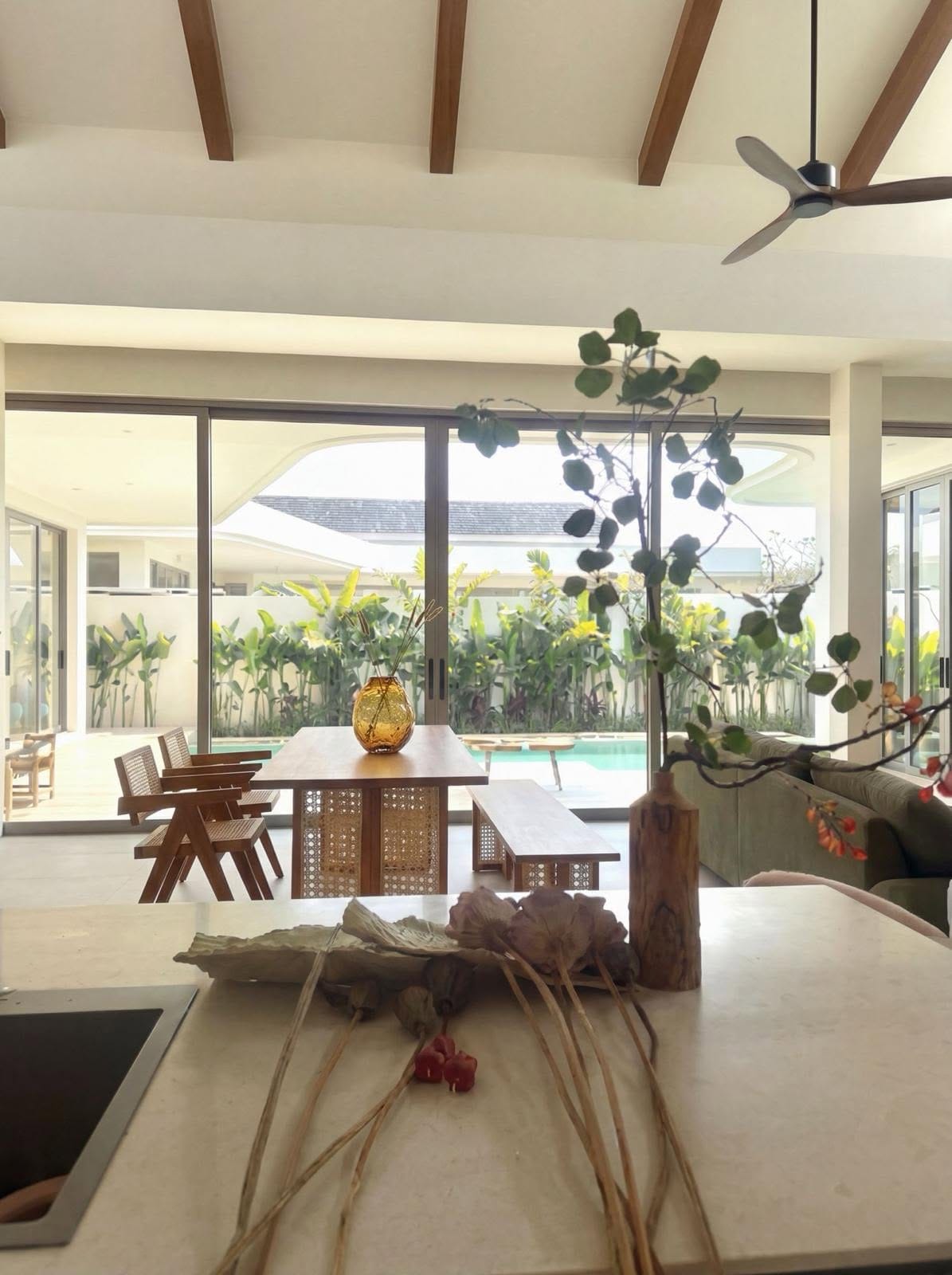 Brand-New 4-Bedroom Luxury Pool Villa for Rent — Bang Jo 16