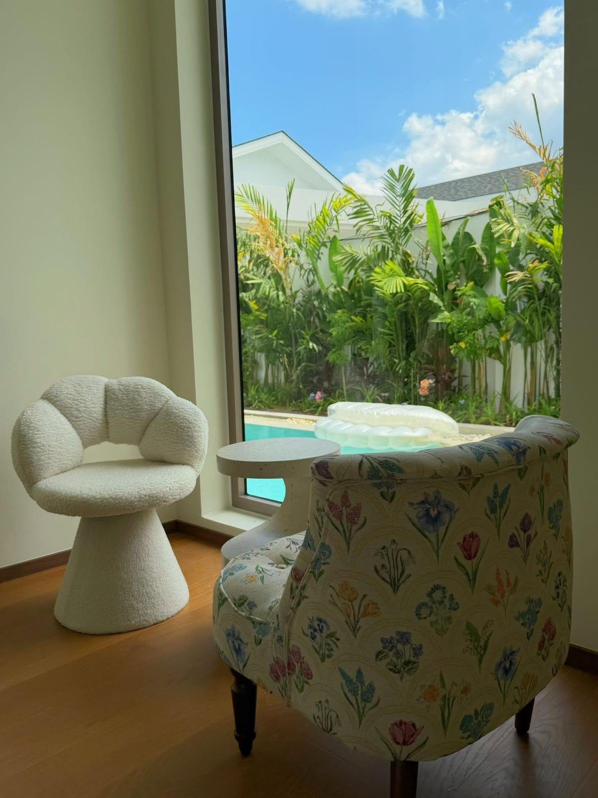 Brand-New 4-Bedroom Luxury Pool Villa for Rent — Bang Jo 17
