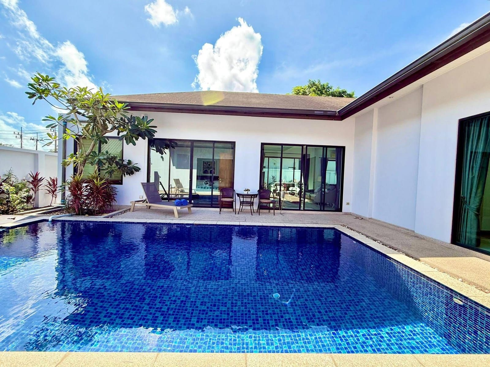 Cozy Private Pool Villa near Laguna 42