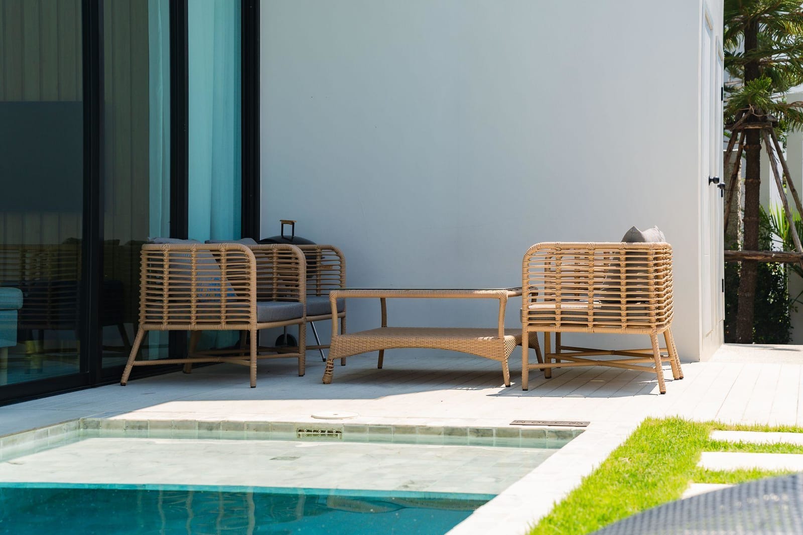 Income-Generating Pool Villa in Bang Tao