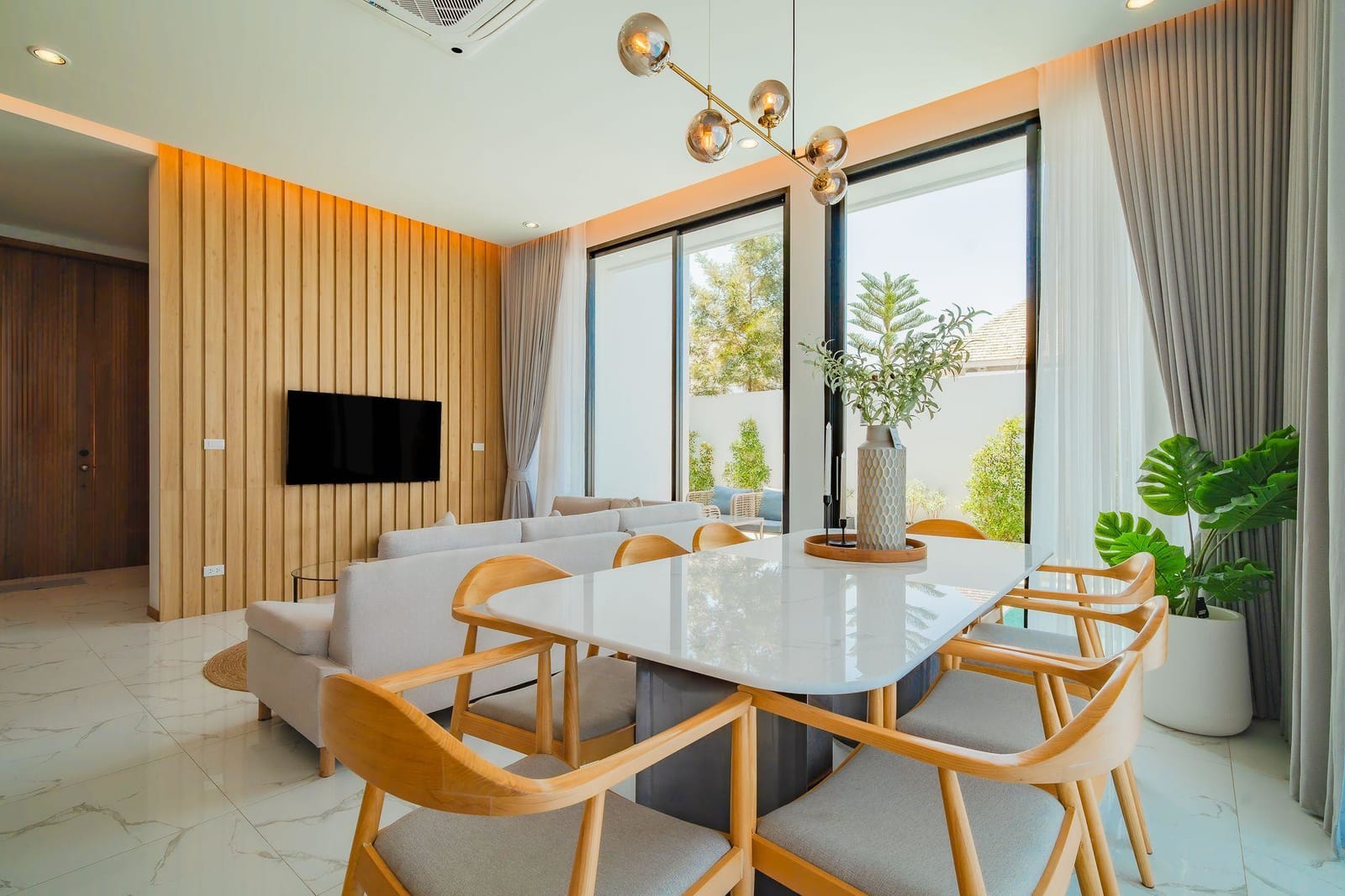 Income-Generating Pool Villa in Bang Tao 13