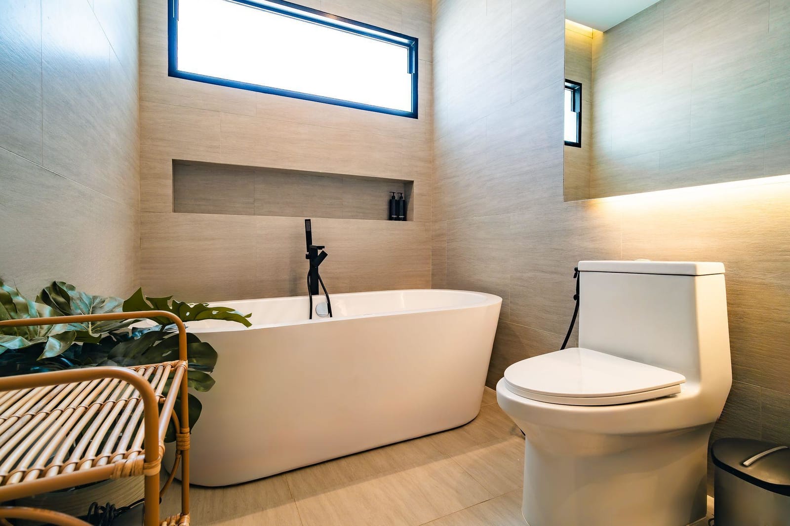 Income-Generating Pool Villa in Bang Tao 2