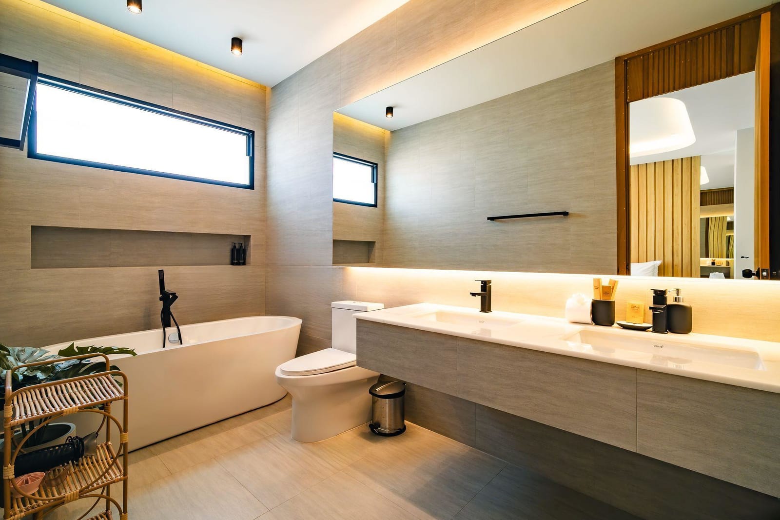 Income-Generating Pool Villa in Bang Tao 37