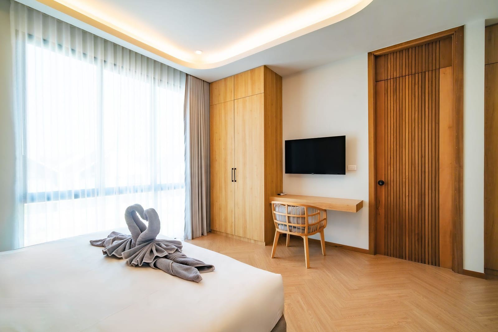 Income-Generating Pool Villa in Bang Tao 40