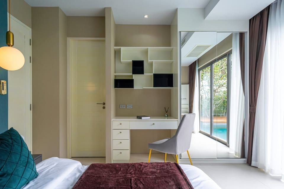 Newly Renovated Luxury Pool Villa, Layan-Bangtao 11