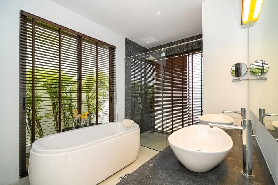 Newly Renovated Luxury Pool Villa, Layan-Bangtao 3
