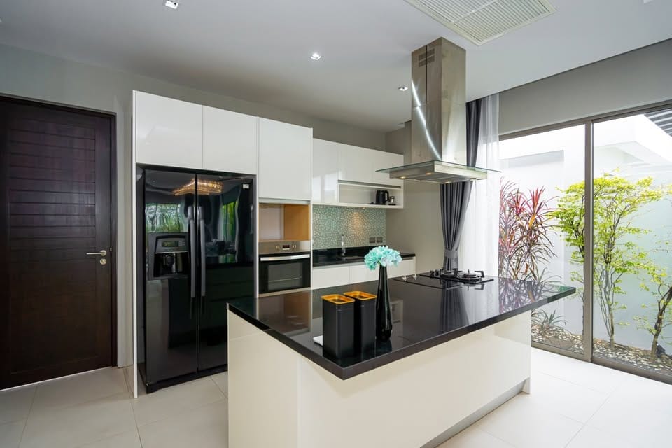 Newly Renovated Luxury Pool Villa, Layan-Bangtao 5