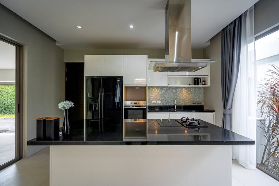 Newly Renovated Luxury Pool Villa, Layan-Bangtao 9