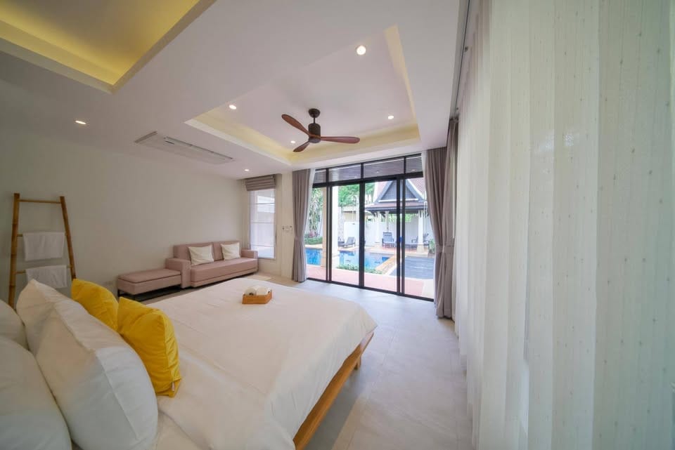 Luxury 5-Bedroom Pool Villa for Rent - Bang Tao 6
