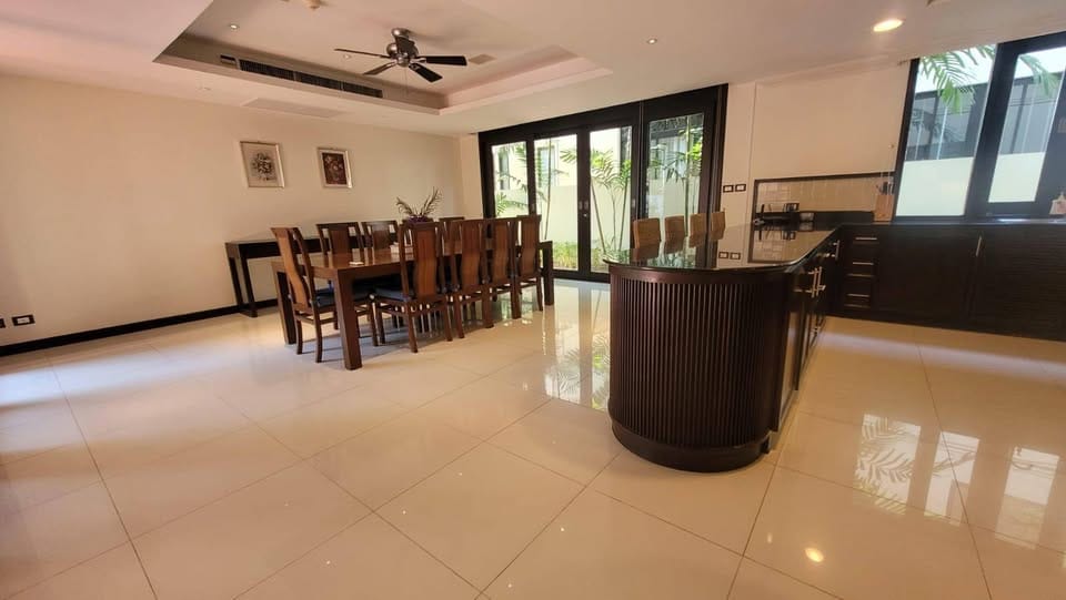 Luxury 5-Bedroom Pool Villa for Rent - Bang Tao 9