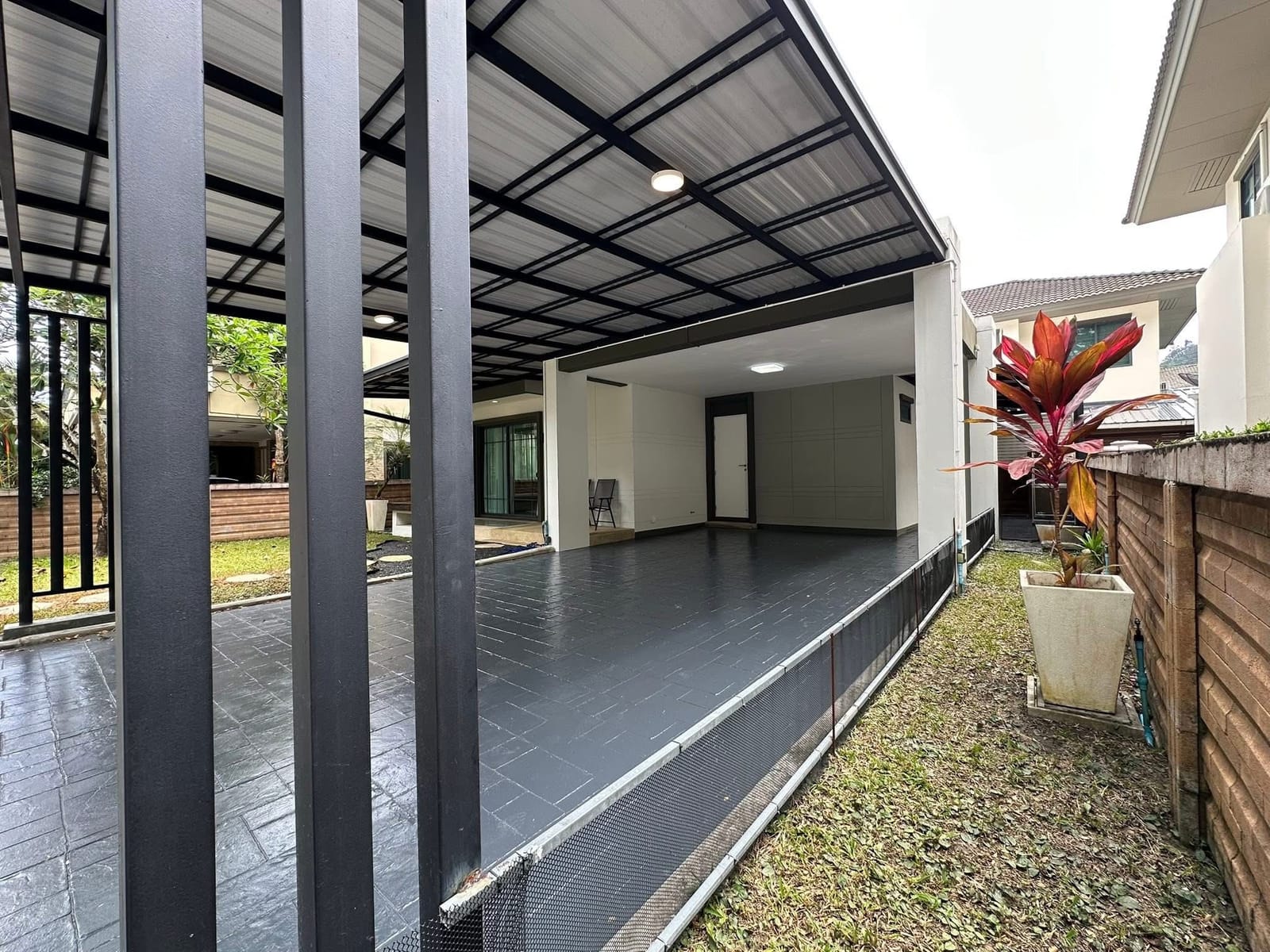 Burasiri Koh Kaew — House for Sale or Rent 2