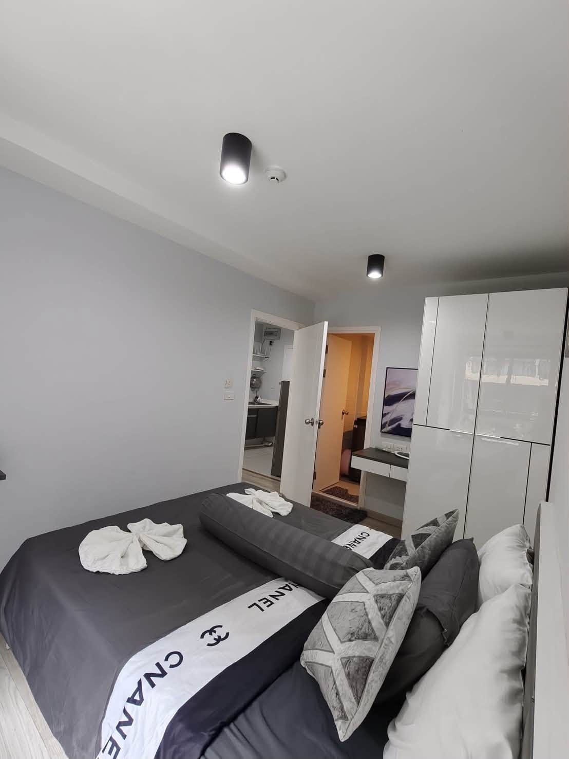 1-Bedroom Condominium for Rent in Phuket Town — interior view