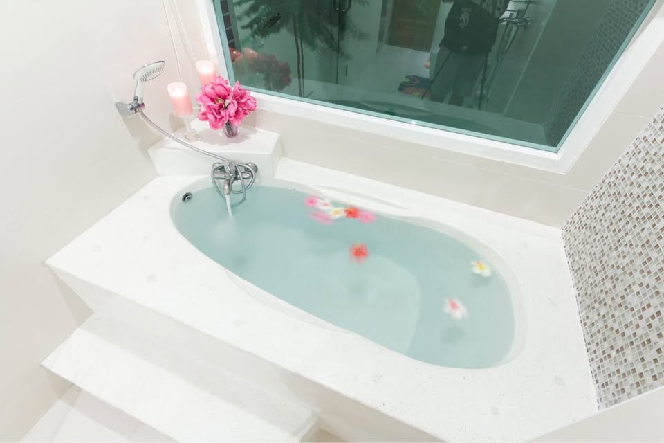 2-Bedroom Villa for Rent in Chalong, Phuket — interior view
