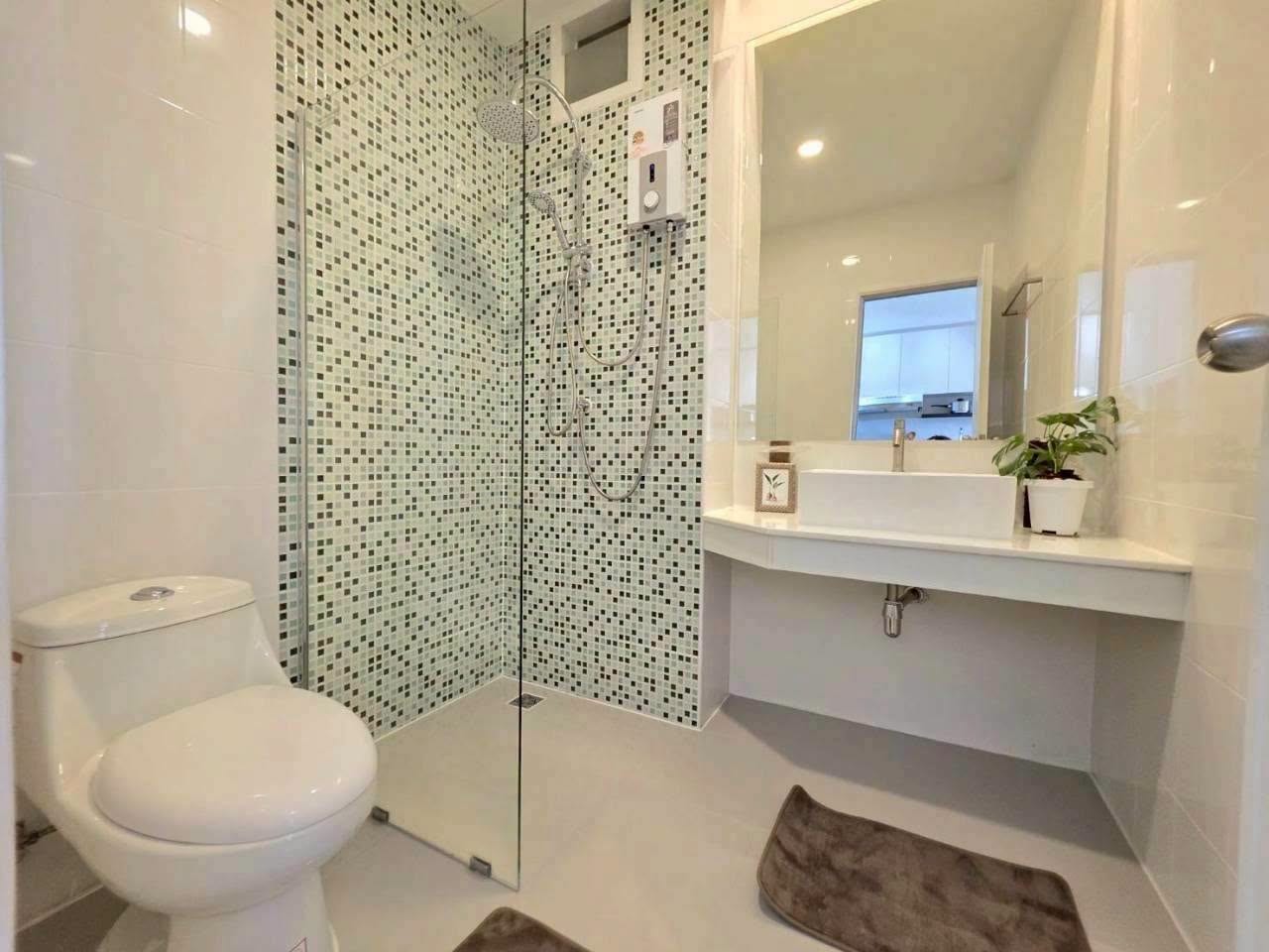 Corner Unit with Open View — The Bell Condominium, Chalong 6