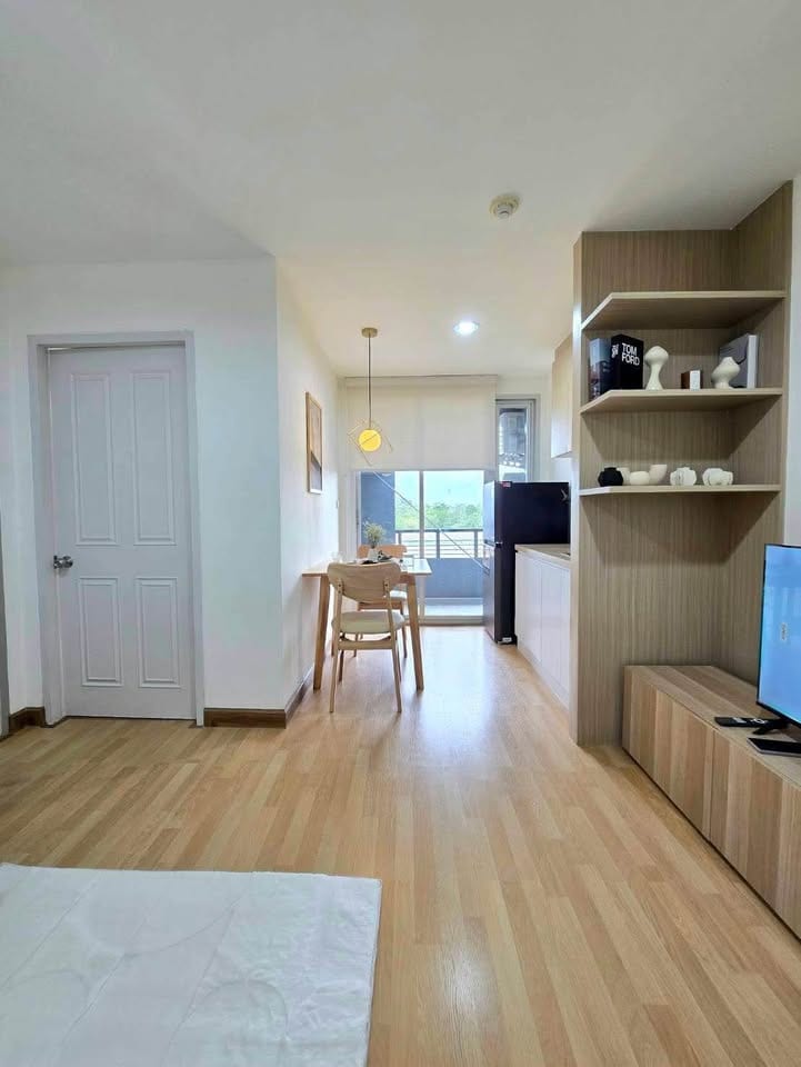 Renovated Pool-View Apartment — The Clover, Chalong