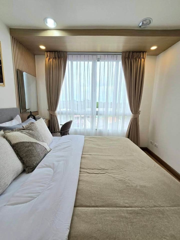 Renovated Pool-View Apartment — The Clover, Chalong 5