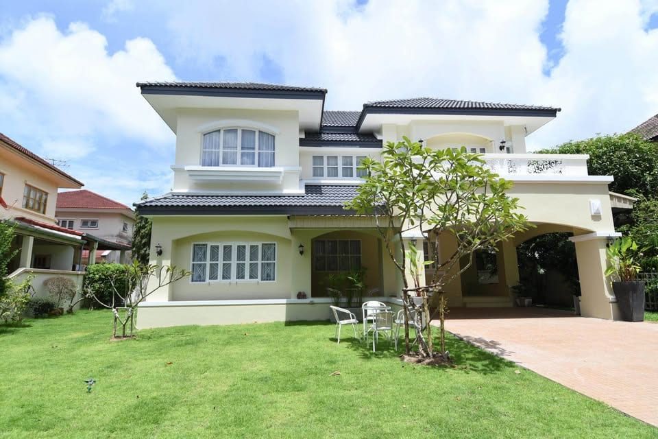 House in Chalong