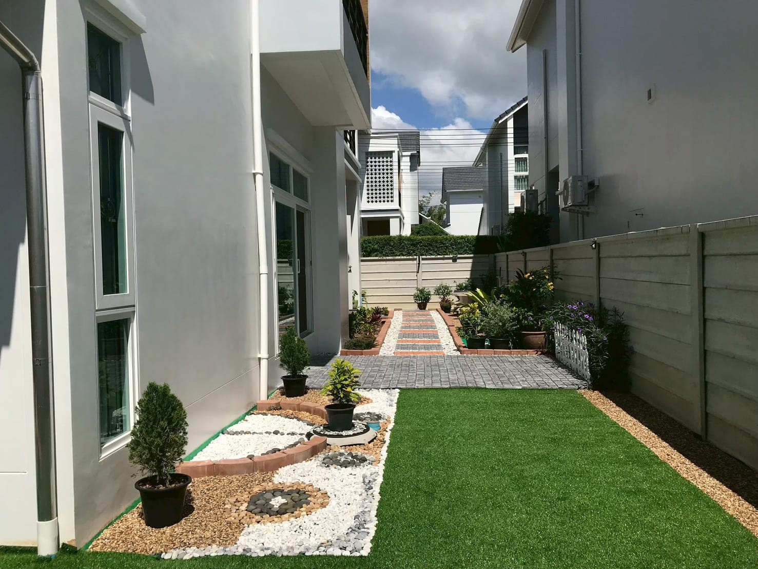 Modern 3-Bedroom Detached House - Hideaway Valley Chalong 26