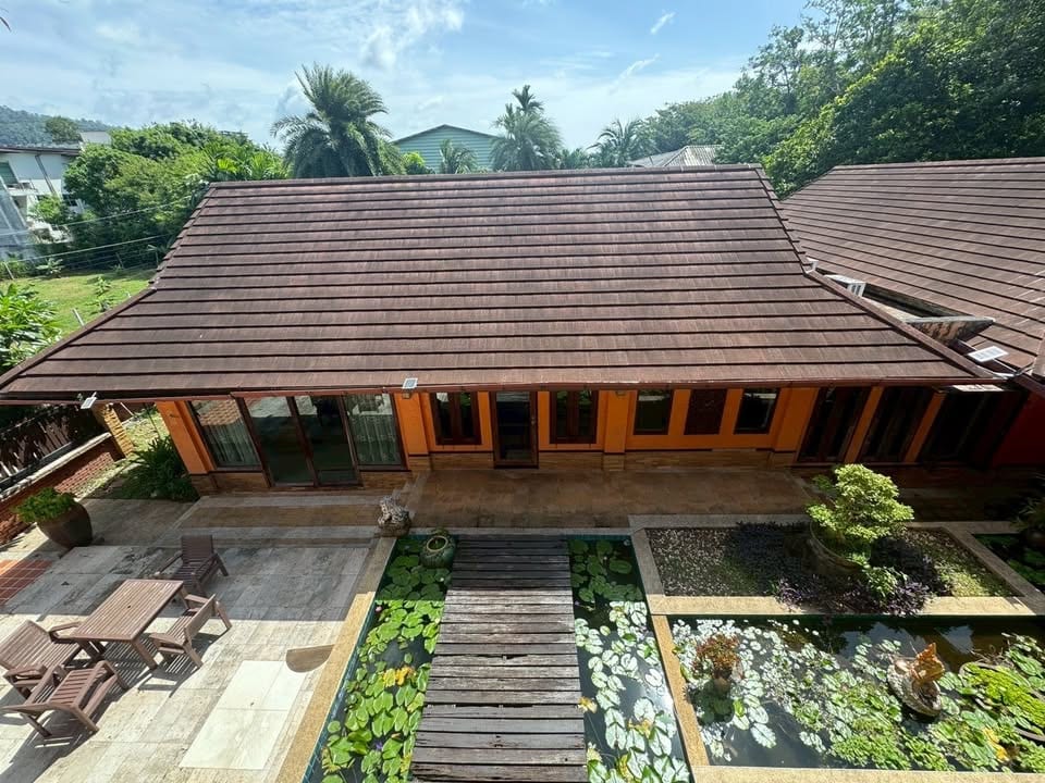 Traditional Thai Resort-Style Villa — Chomthong, Chalong