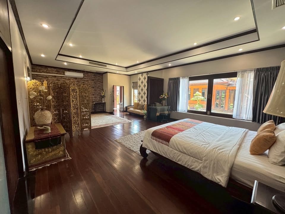Traditional Thai Resort-Style Villa — Chomthong, Chalong 2