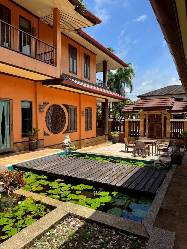Traditional Thai Resort-Style Villa — Chomthong, Chalong 8