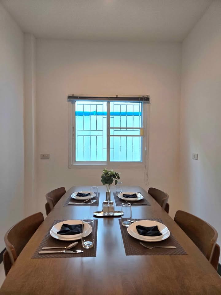 Furnished House 300 m from BCIS — Chalong 12
