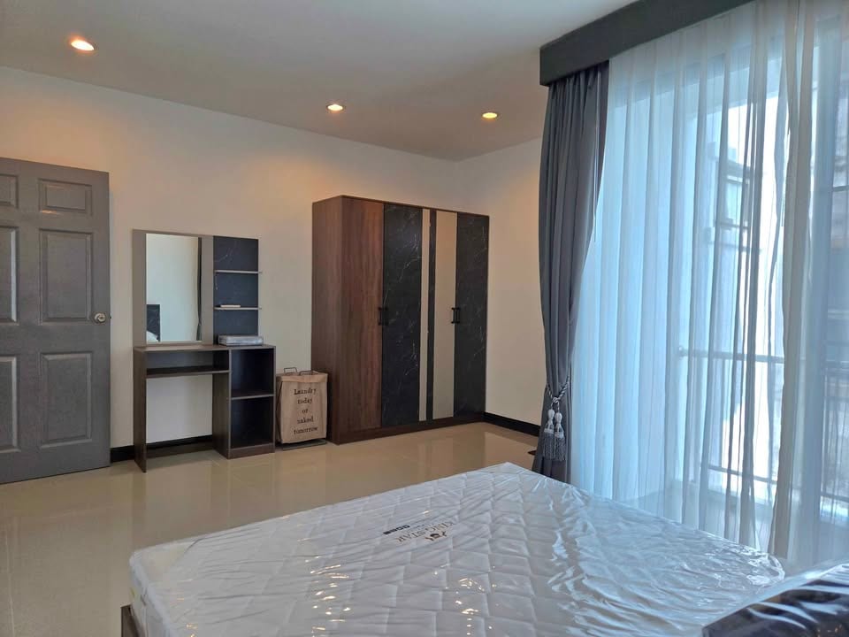 Furnished House 300 m from BCIS — Chalong 2