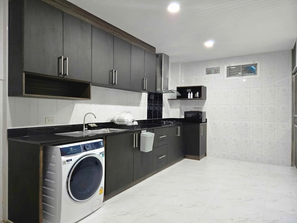 Furnished House 300 m from BCIS — Chalong 9