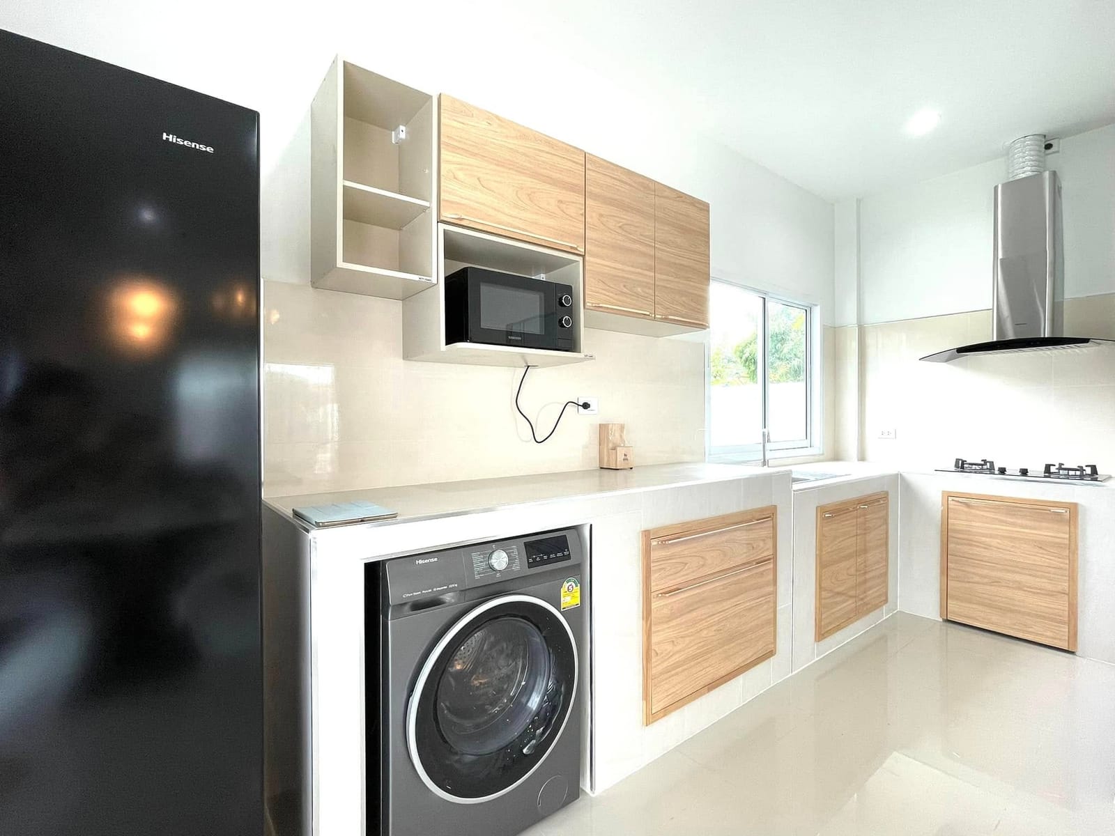 Modern 3-Bedroom House with Private Garden for Rent - Chalong 4